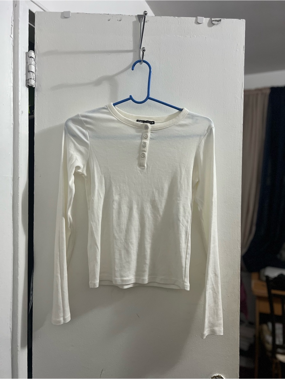 Zara Off-White Henley Button-Front Top